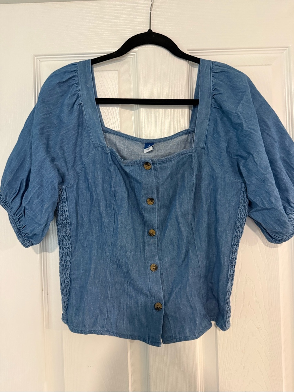 Old Navy Light Blue Square Neck Button-Front Blouse